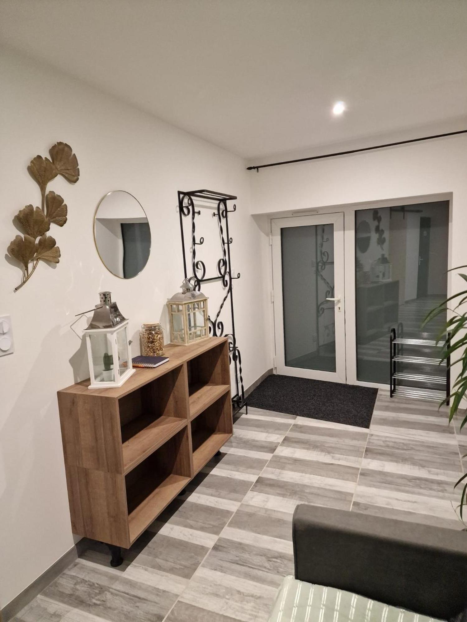 Comme A La Maison Gannat Exterior foto
